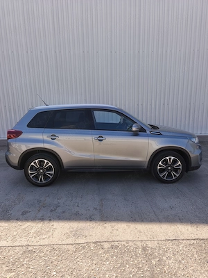 Suzuki Vitara 1.4 Boosterjet Turbo 140 CP Automată 6+1 trepte 4x2 din 2019, primul proprietar - imagine 3