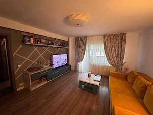 Pacii apartament 3 camere . Centrala proprie