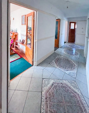 Apartament 4 camere in Mun. Deva, Jud. HD, Str. Ion Creanga, 76 mp. - imagine 4