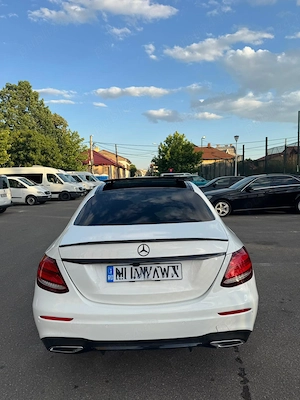 Mercedes-Benz E-Class AMG Line 2019 | 9G-Tronic | Panoramic | Multibeam | 360  | Distronic - imagine 3