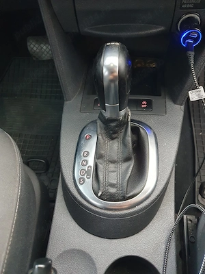 Volkswagen Caddy 7 locuri pt persoane cu dizabilitati - imagine 5