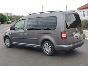 Volkswagen Caddy 7 locuri pt persoane cu dizabilitati