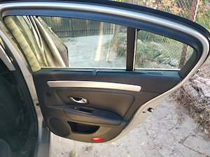 Laguna 3 2.0 DCI turbina GTA1549LV motor, cutie viteze, usa dreapta spate, hayon, bara spate radioCD - imagine 4