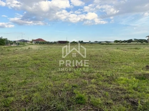 Teren intravilan | 581 MP | ZONA MICESTI | TOATE UTILITĂȚILE 