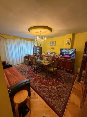 Apartament 2 camere, decomandat - zona Industriala (Sub Stadion) - imagine 2