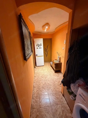 Apartament 2 camere, decomandat - zona Industriala (Sub Stadion) - imagine 4