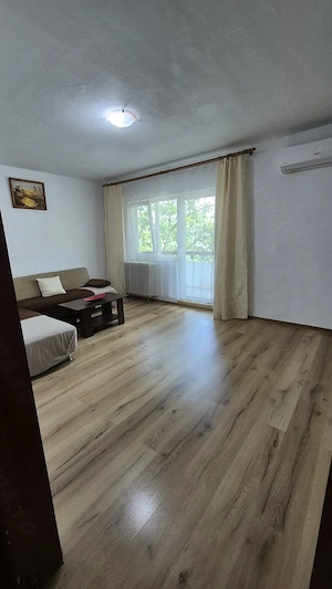 De vanzare apartament 3 camere tip PC, zona Sf. Apostol Andrei