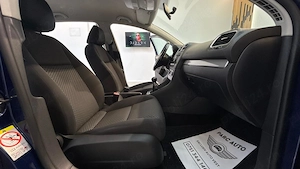 ** Volkswagen Golf 6 ** - imagine 12