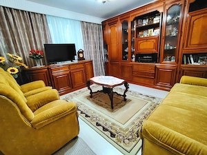 Apartament 3 camere decomandat ,etaj:2din4, central ,Hipodrom