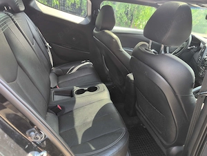 Hyundai Veloster Panoramic, 1.6 Turbo   Automată + Padele   Full Option - 2016 - 65.000 km - imagine 10