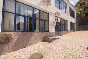 Cladire multifunctionala ultracentrala in Pitesti-1.200 MP UTILI | teren 749 MP - imagine 6