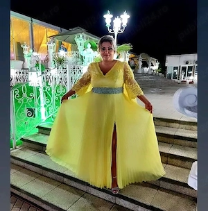 Vand Rochii de Ocazie Elegante