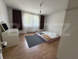 Casă de vanzare, 5 camere și un teren de 500 mp - imagine 11