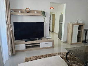 Inchiriez apartament în regim hotelier, cu 2 camere, in apropiere de Vivo si spitalul TBC, etajul 10 - imagine 4