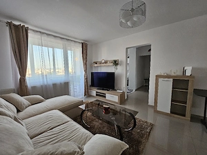 Inchiriez apartament în regim hotelier, cu 2 camere, in apropiere de Vivo si spitalul TBC, etajul 10