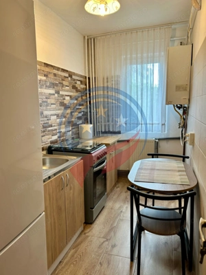 Apartament 3 camere semidecomandat de închiriat – Calea București zona Viitorul