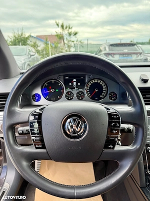 Volkswagen Phaeton 3.0 V6 TDI DPF 4MOTION Tiptronic - imagine 8