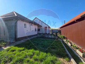 Casă îngrijită cu garaj și curte proprie, Târnăveni - imagine 5
