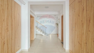 Apartament 3 camere - imagine 18