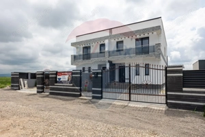 DUPLEX NOU, finisaje de calitate, curte, individuală, cartier Izvor!