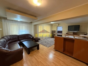 De închiriat apartament 3 camere – Zona Primăverii