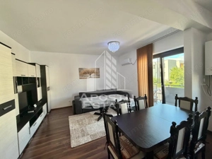 Apartament cu 2 camere de inchiriat, 2 locuri de parcare, Dumbravita