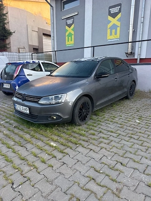 Vand VW Jetta 2012  - imagine 2