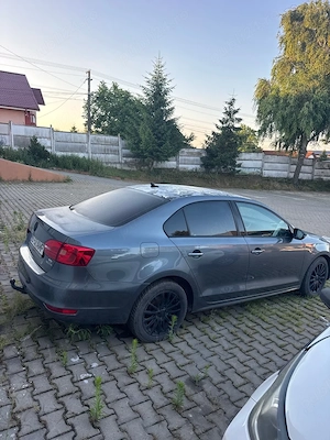 Vand VW Jetta 2012  - imagine 5