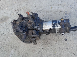 Motor kubota 4 cilindri - imagine 5