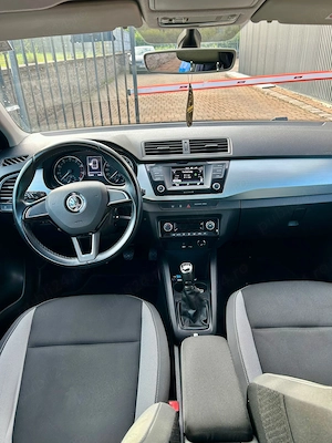 Skoda Fabia 1.0 TSI ,2018 - imagine 5