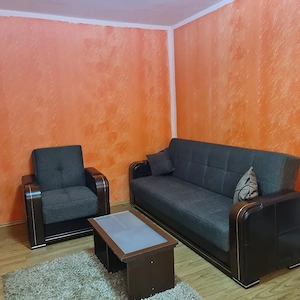 închiriez apartament  - imagine 5