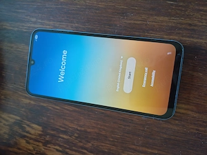 Samsung a25 8gb ram 128gb memorie interna chiar si pentru jocuti