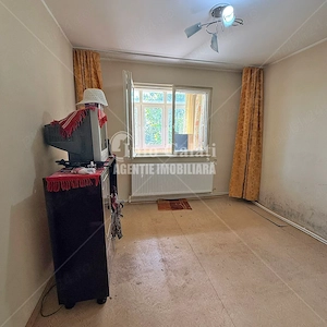| Apartament cu 2 camere decomandat | Micro 39 B | Etaj 3 | - imagine 2