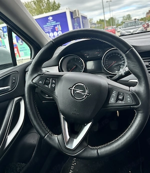 Opel Astra K Sports Tourer 1.5 diesel manuala - imagine 7