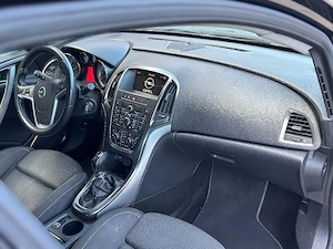    Vând Opel Astra J 1.7 CDTI Euro 5   2012 | Stare foarte buna     - imagine 10