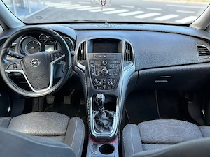    Vând Opel Astra J 1.7 CDTI Euro 5   2012 | Stare foarte buna     - imagine 8