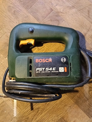 Fierestrau vertical Bosch PST 54E