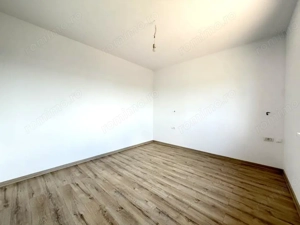 Casa individuala 4 camere, 125 mp utili, 623 mp teren - Dumbravita - imagine 8