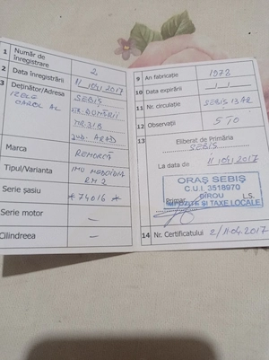 De vânzare.