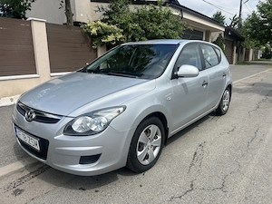 hyundai I30 an 2010, benzina 1.4 , 197000 km - imagine 3