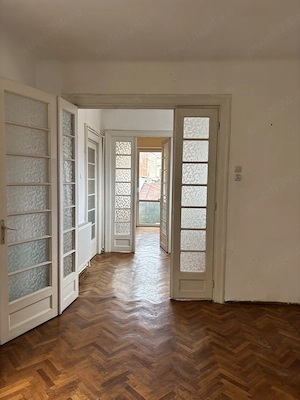 3 camere în Centrul Vechi (zona CEC)   72 mp   direct proprietar - imagine 3