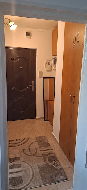 Inchiriez garsoniera confort I pe strada Magura nr.12, Timișoara et.2,mobilat 