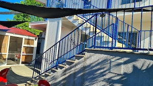Pensiune de vanzare zona centrală in 2 Mai la 150 m de plajă.Direct proprietar.  - imagine 4