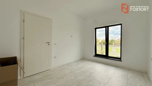 Duplex de vanzare, 3 camere + teren 330 mp, Mosnita Noua - imagine 5