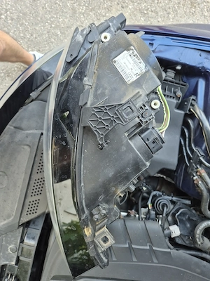 Far dreapta audi a4 b8.5 facelift xenon adaptiv  - imagine 4
