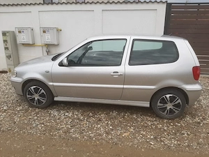 Volkswagen Polo Automată   Mică, economică și gata de drum! - imagine 2