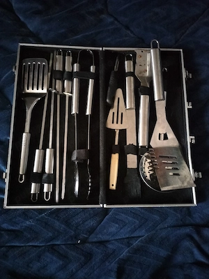 set ustensile ptr grătar