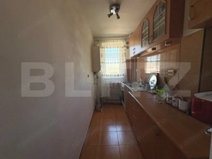 Apartament de vanzare, 3 camere, 52 mp, renovat - Hunedoara - imagine 3
