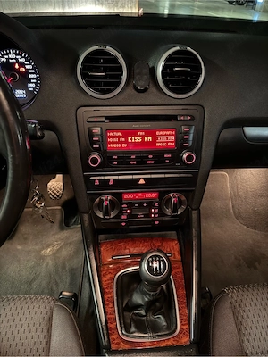 Audi A3 Sportback 2.0 TDI Facelift  - imagine 6