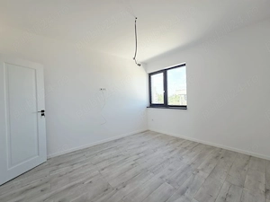 Constructie noua proiect modern finisata complet Sat Costi utilitati - imagine 9